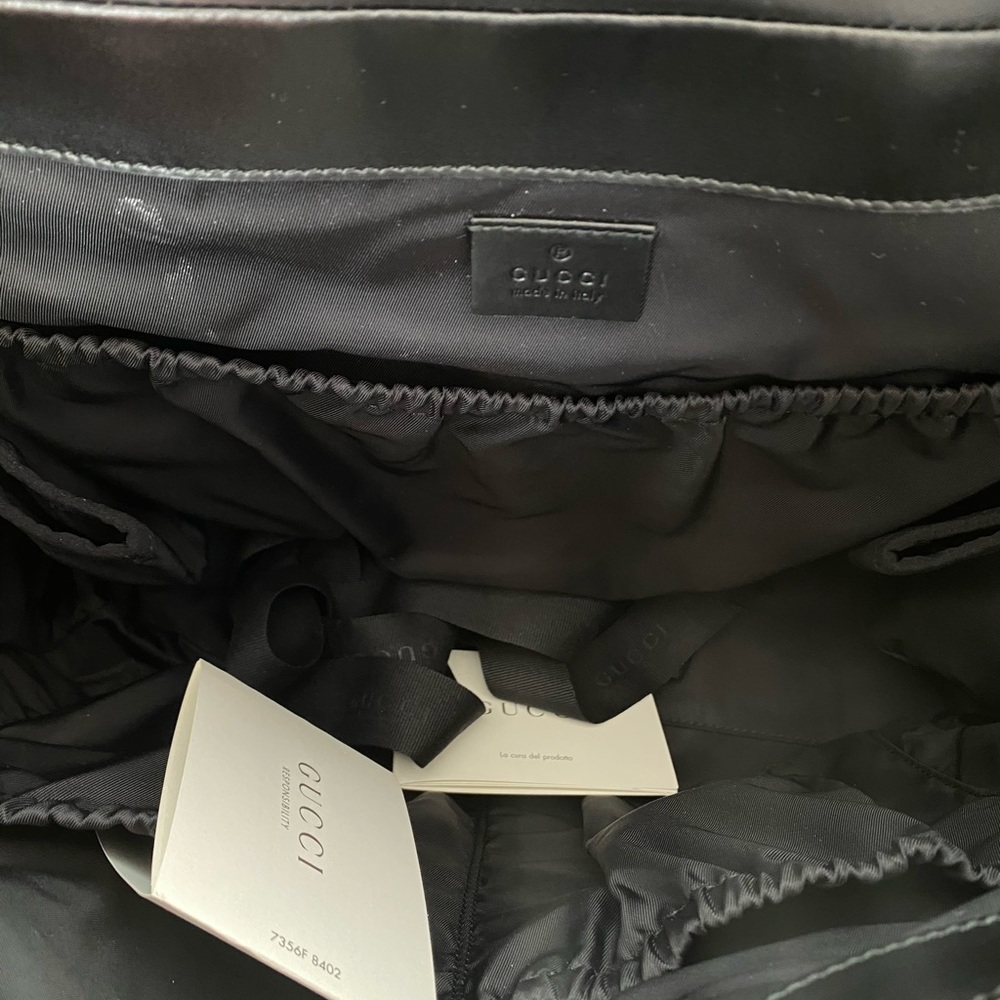 Gucci GG Supreme Diaper Bag - Picture 14 of 16